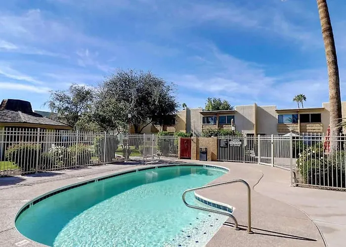 Holiday home Comfy 1-bdrm In Heart Of Old Town