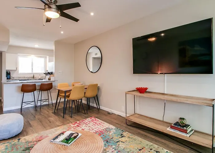 Holiday home Comfy 1-bdrm In Heart Of Old Town *